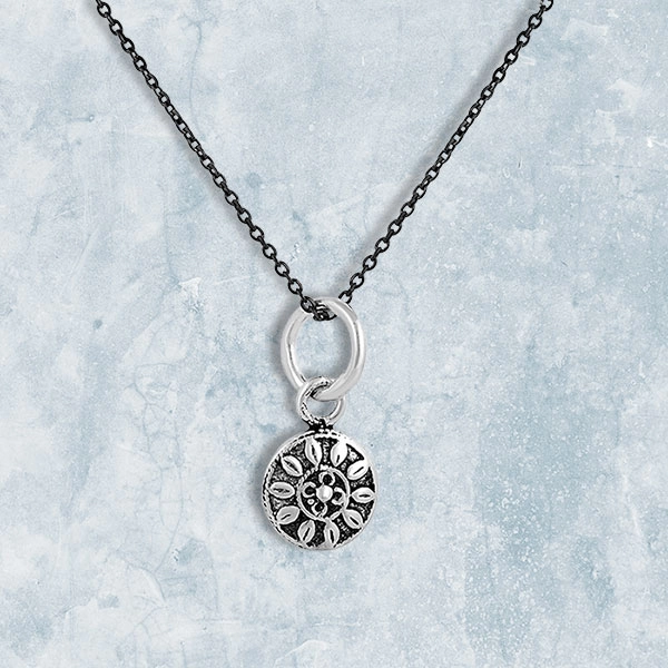 Kette mit Blume silber-geschwärzt