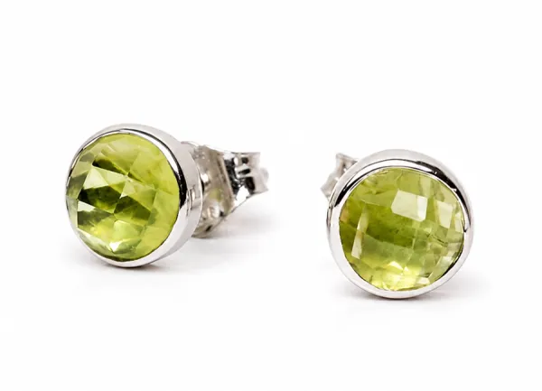 Ohrstecker Peridot facetiert