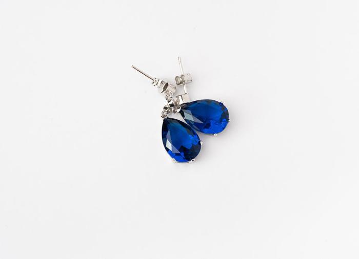 Zirkonia blau Ohrstecker